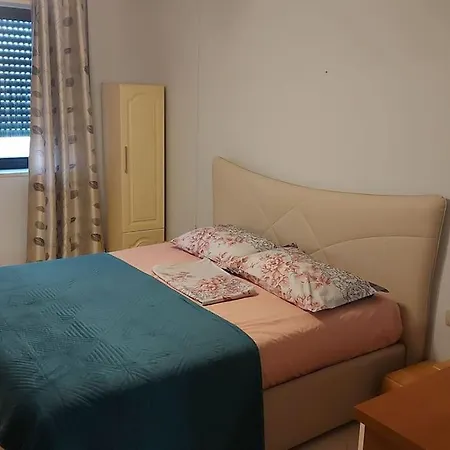 ,near Centre Apartment Vlore